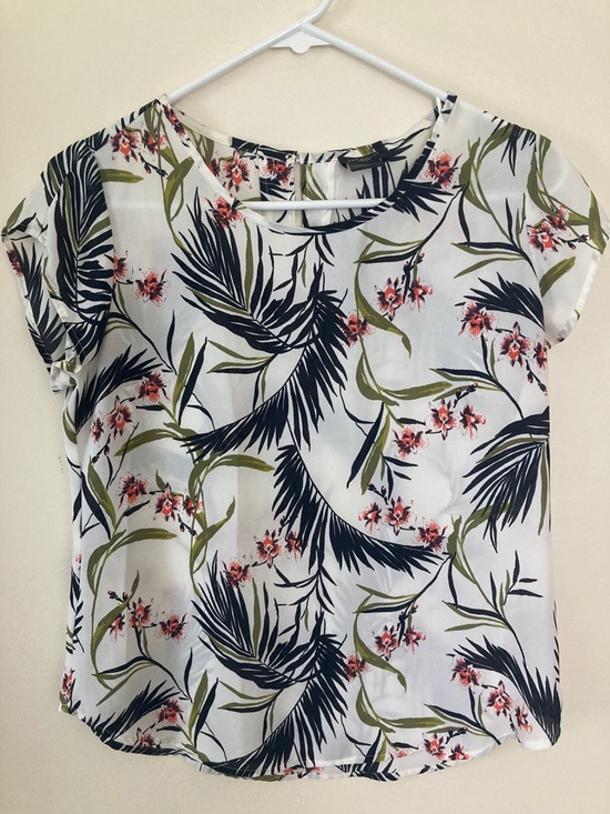 7 Ann Taylor Loft tops. All sizes petite XS. - Picture 2 of 14